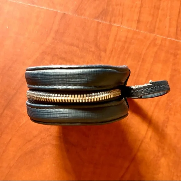 Navy Blue Round Trinket/Coin Purse/EarBuds Case with K Initial - Picture 3 of 6